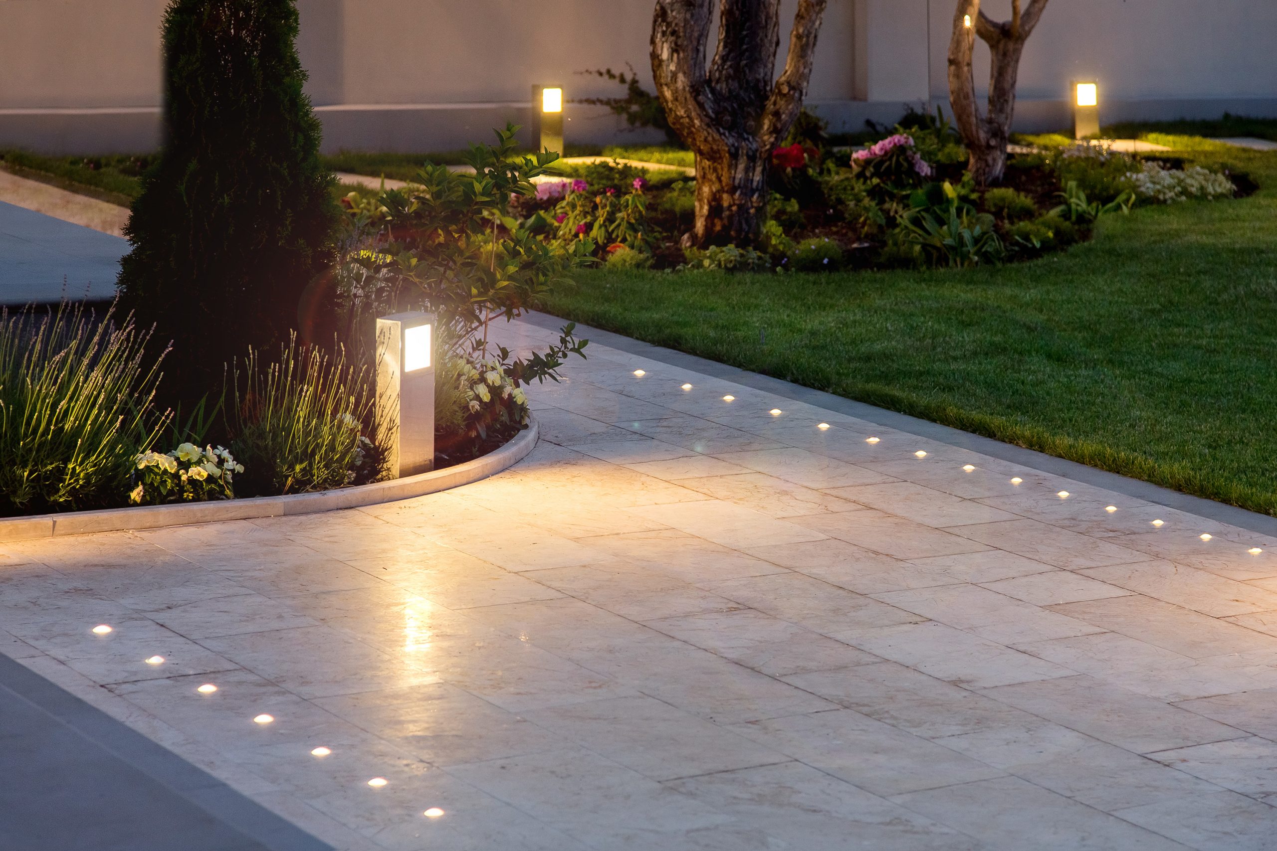 Garden And Outdoor Lighting Hampshire
